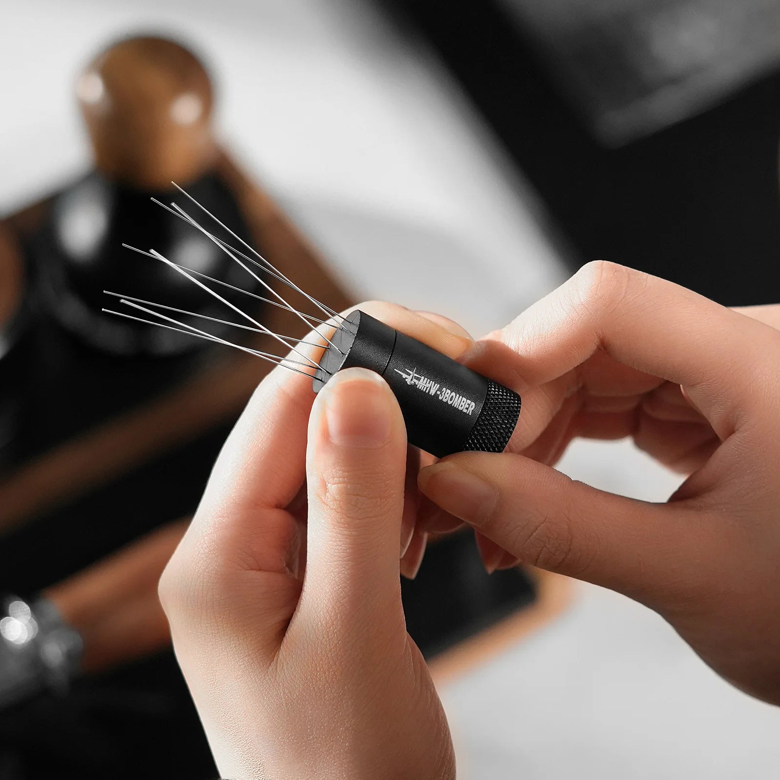 MHW-3BOMBER Espresso Coffee Stirrer with 4 Spare Needles Magnetic V2 - POCILLO