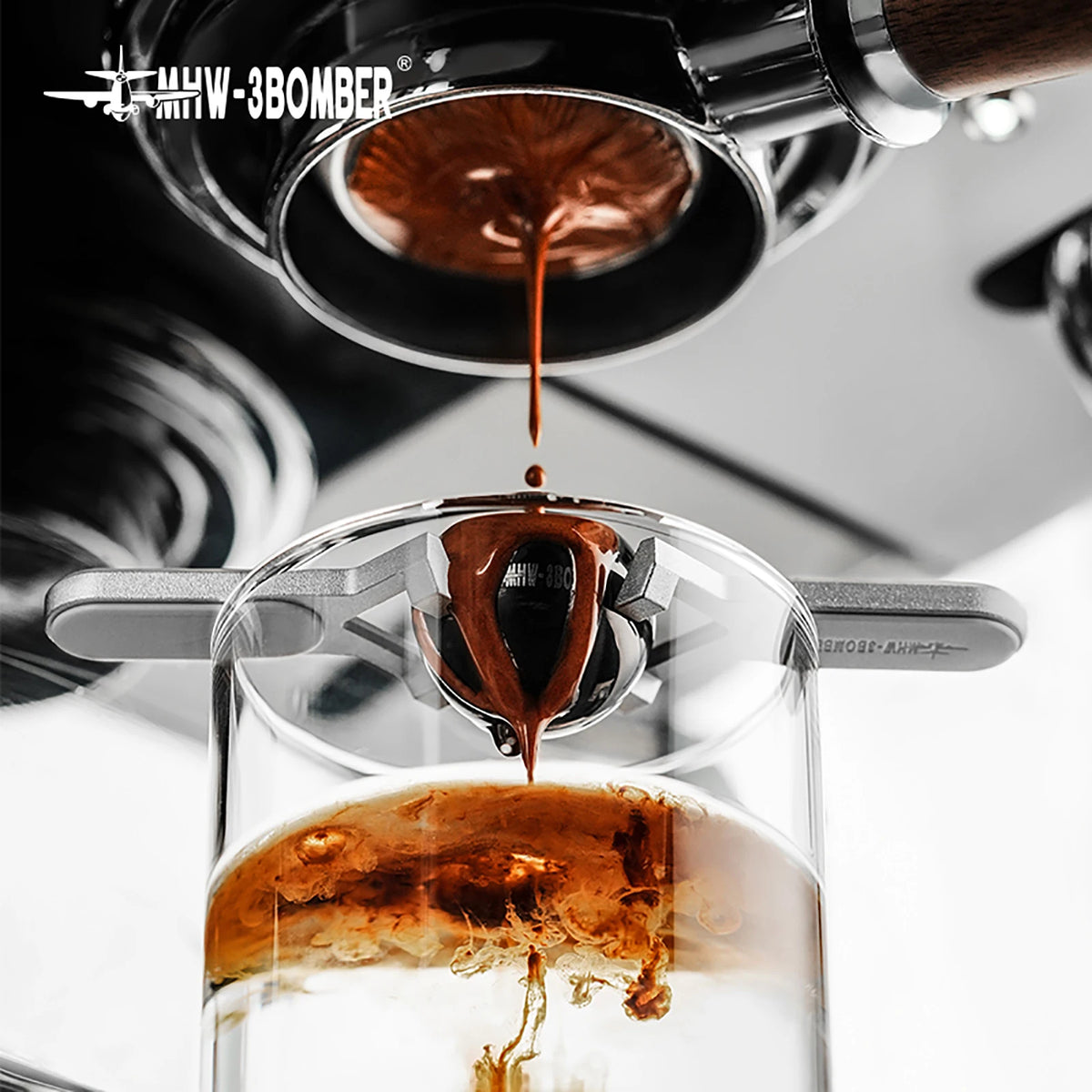 MHW-3BOMBER Smooth Espresso Chilling Ball